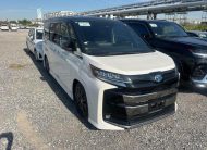 TOYOTA NOAH S-Z HYBRID 2022 MODEL PEARL DUAL TONE