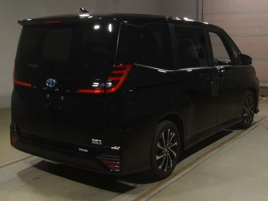 TOYOTA NOAH S-Z HYBRID 2022 MODEL BLACK COLOR