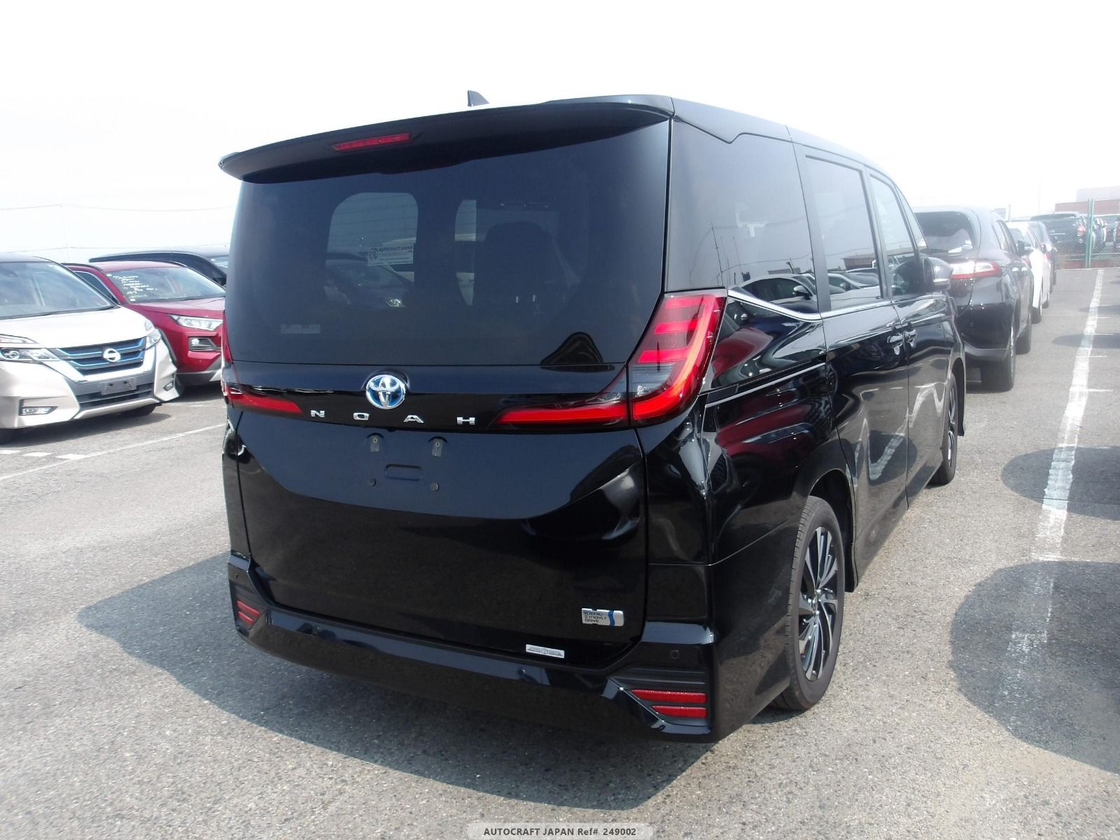 TOYOTA NOAH S-Z HYBRID 2022 MODEL BLACK COLOR