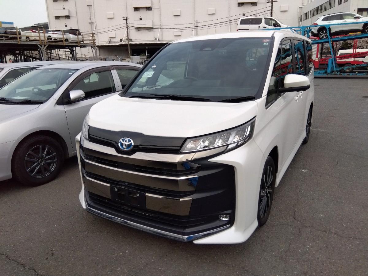 TOYOTA NOAH S-Z HYBRID 2022 MODEL PEARL COLOR