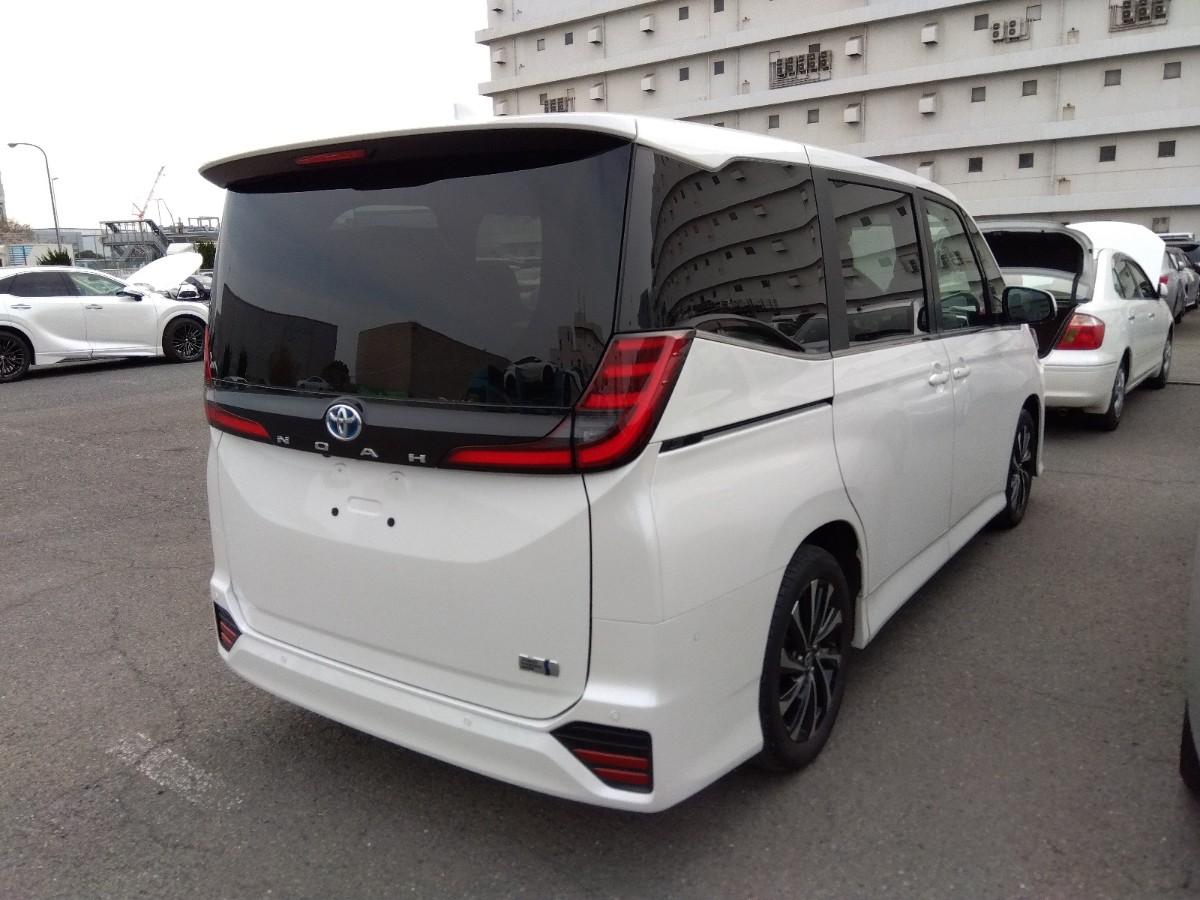 TOYOTA NOAH S-Z HYBRID 2022 MODEL PEARL COLOR