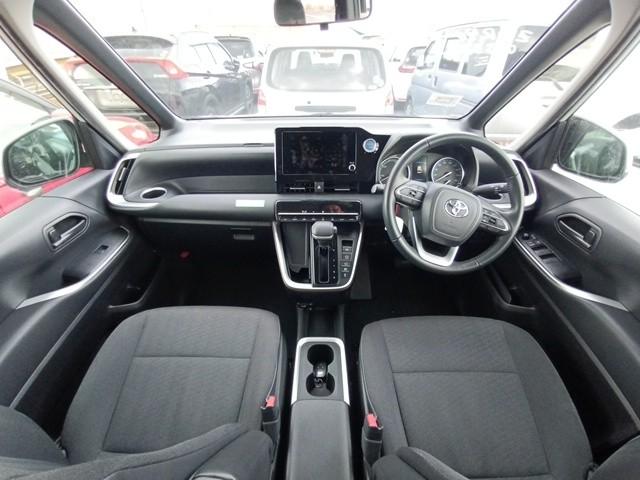 TOYOTA NOAH HYBRID G 2022 MODEL PEARL COLOR