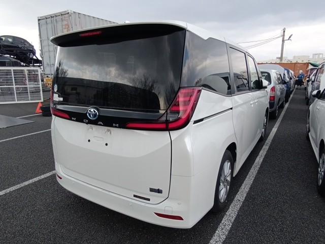 TOYOTA NOAH HYBRID G 2022 MODEL PEARL COLOR