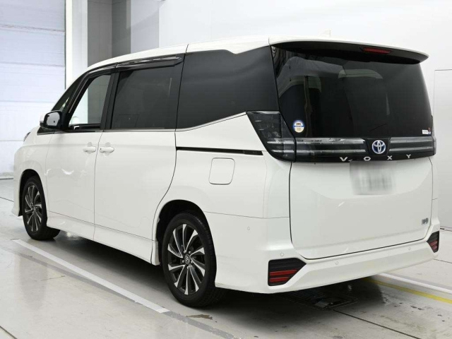 TOYOTA VOXY S-Z HYBRID 2022 MODEL PEARL COLOR