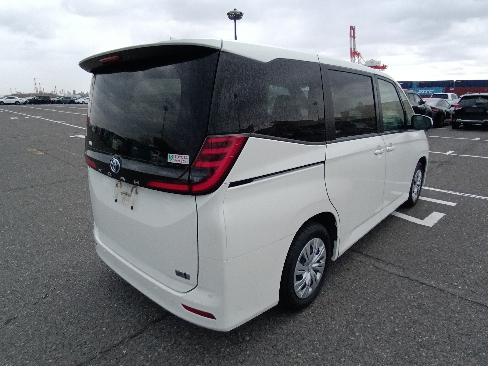 TOYOTA NOAH X HYBRID 2022 MODEL PEARL COLOR