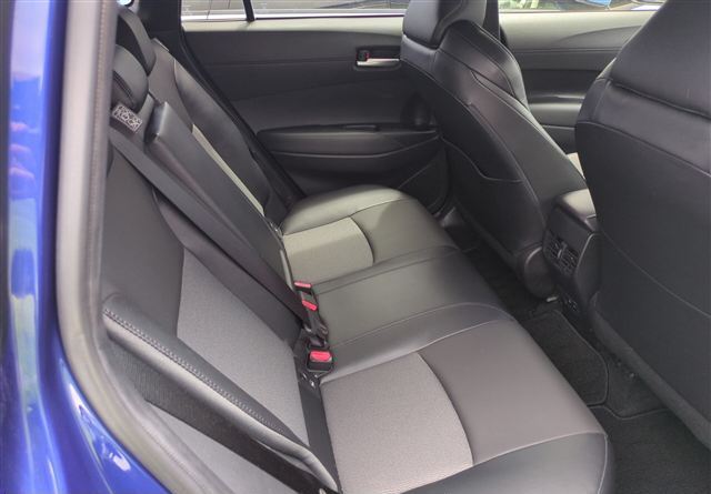 TOYOTA COROLLA CROSS Z LEATHER PACKAGE 2022 MODEL METALLIC BLUE COLOR