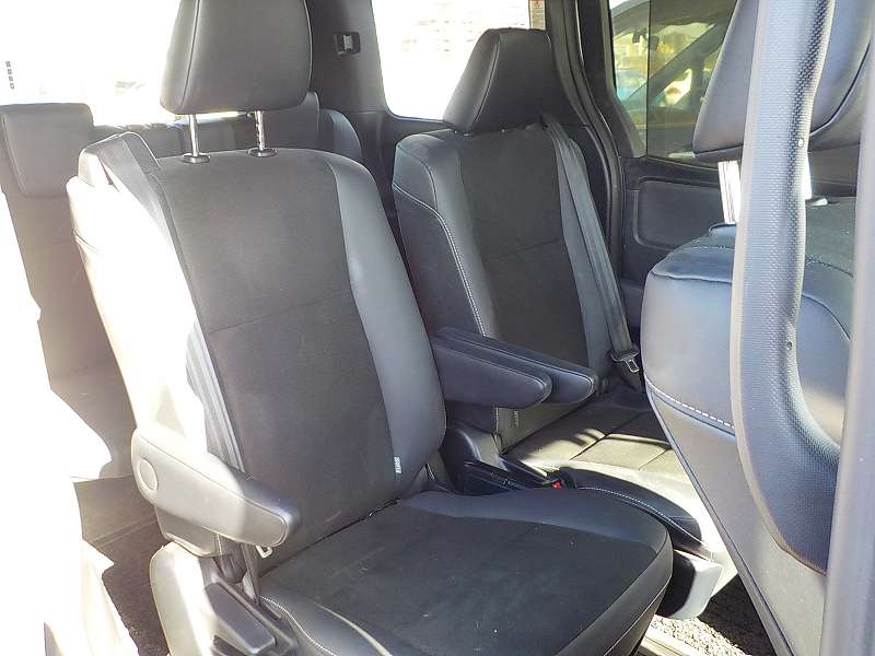 TOYOTA NOAH SI WXB HYBRID 2021 MODEL PEARL COLOR