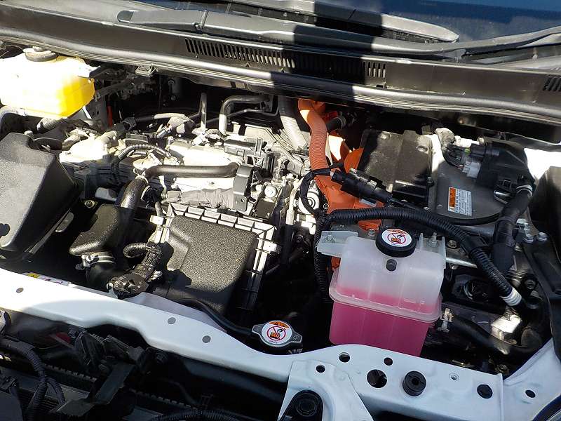 TOYOTA NOAH SI WXB HYBRID 2021 MODEL PEARL COLOR