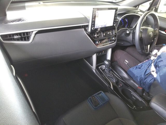 TOYOTA COROLLA CROSS Z LEATHER 2023 MODEL PEARL COLOR