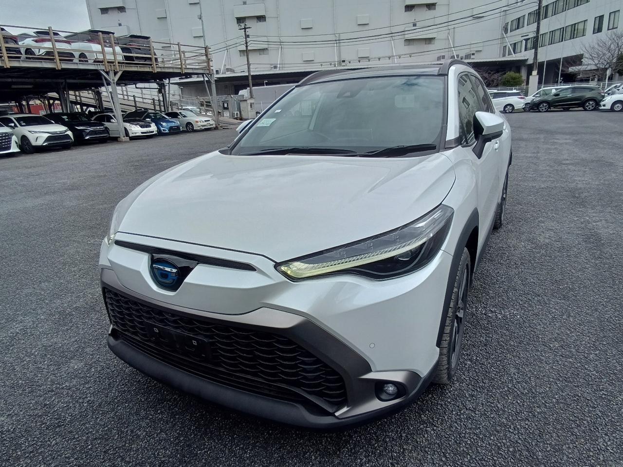 TOYOTA COROLLA CROSS Z LEATHER 2023 MODEL PEARL COLOR