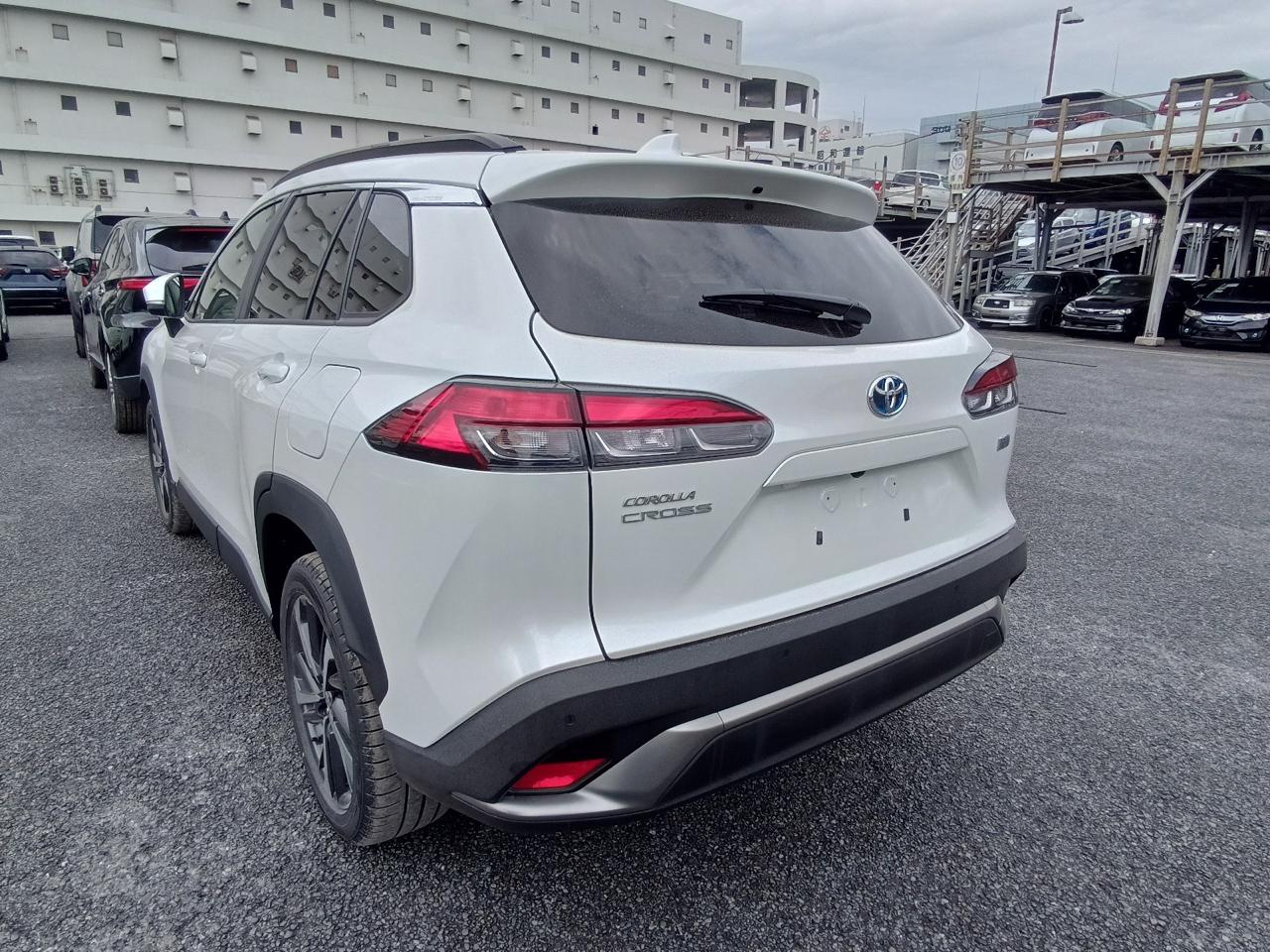 TOYOTA COROLLA CROSS Z LEATHER 2023 MODEL PEARL COLOR