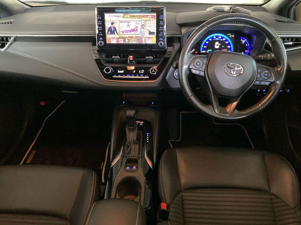 TOYOTA COROLLA WXB HYBRID 2020 MODEL PEARL COLOR