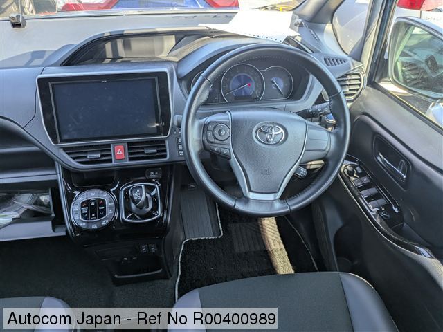 TOYOTA NOAH SI WXB 2020 MODEL MICA BLUE COLOR