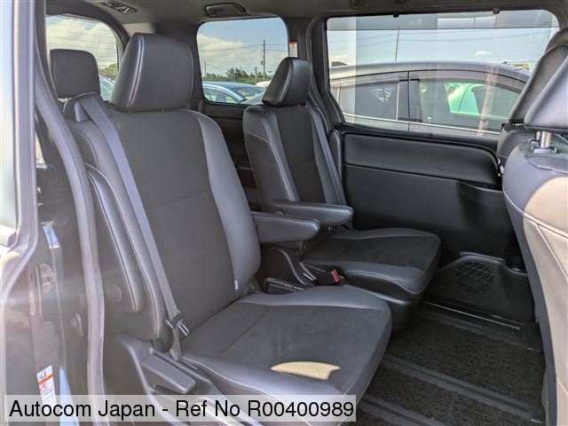 TOYOTA NOAH SI WXB 2020 MODEL MICA BLUE COLOR