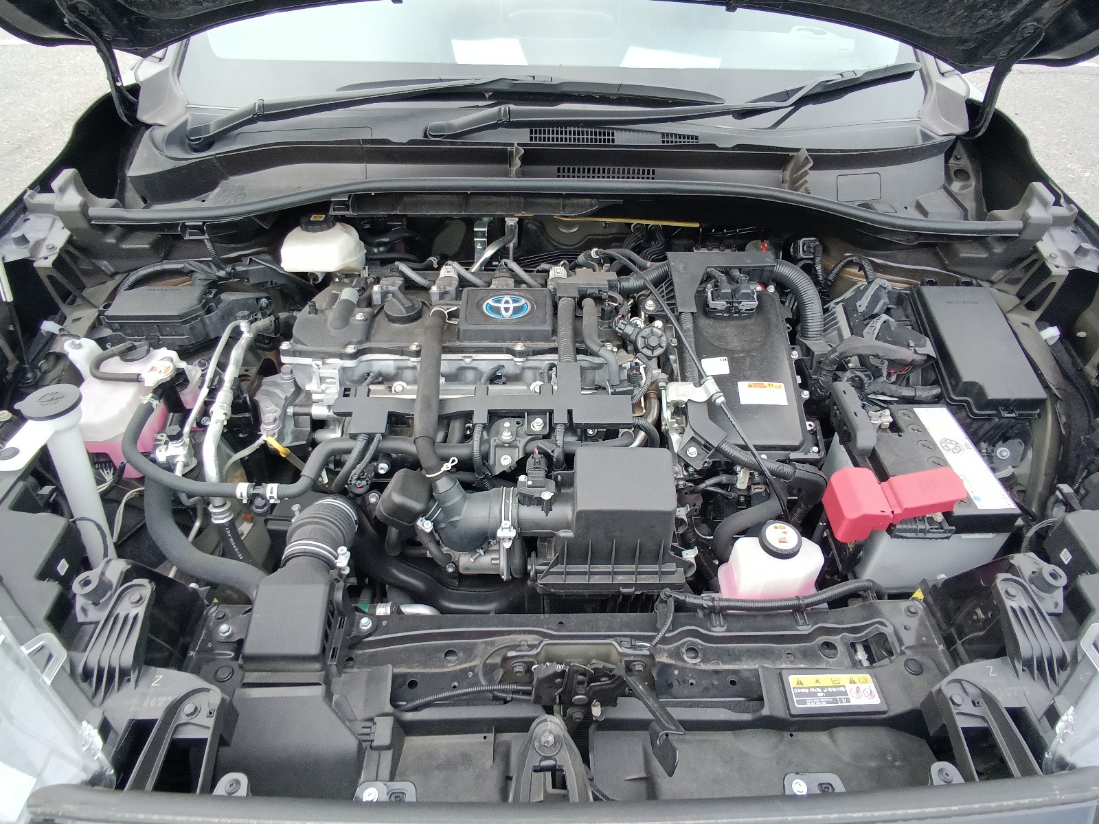 TOYOTA COROLLA CROSS Z LEATHER 2022 MODEL METALLIC BLACK COLOR