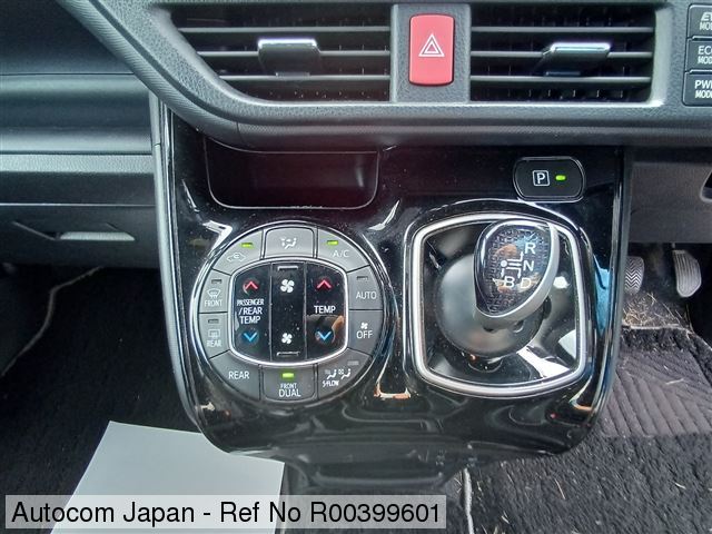 TOYOTA NOAH SI WXB 2020 MODEL PEARL COLOR
