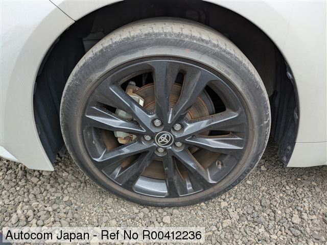 TOYOTA COROLLA WXB HYBRID 2020 MODEL PEARL COLOR