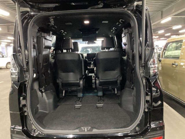 TOYOTA VOXY S-Z HYBRID 2022 MODEL BLACK COLOR