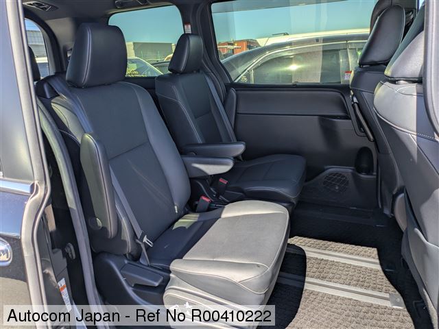 TOYOTA ESQUIRE GI HYBRID 2020 MODEL BLACK COLOR