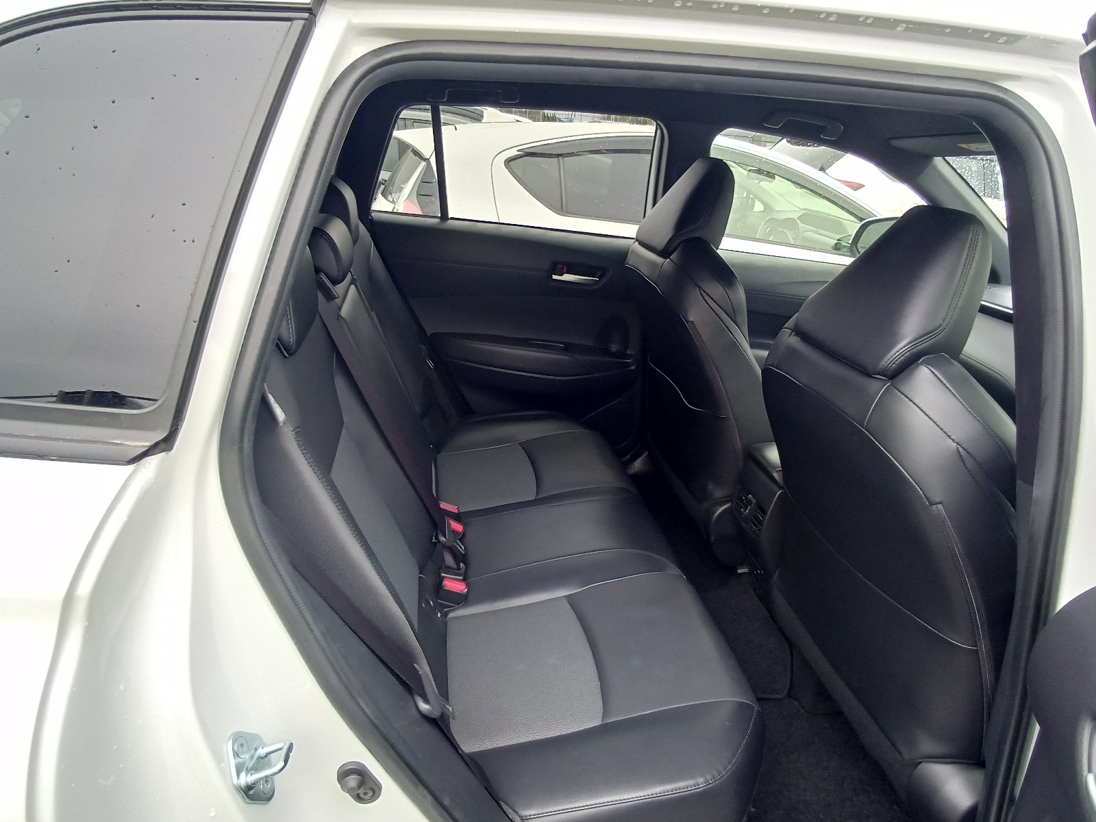 TOYOTA COROLLA CROSS Z LEATHER 2022 MODEL PEARL COLOR