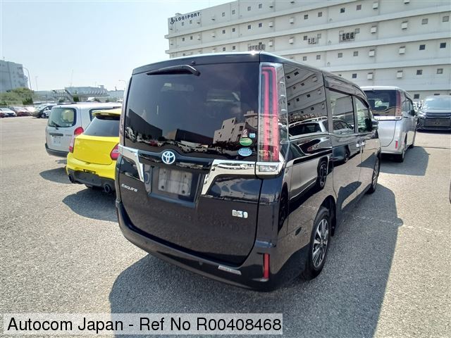 TOYOTA ESQUIRE GI HYBRID 2020 MODEL Blackish purple COLOR