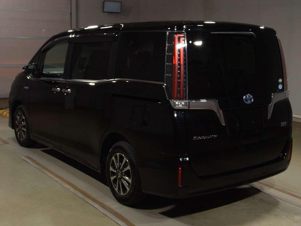 TOYOTA ESQUIRE GI HYBRID 2020 MODEL BLACK COLOR