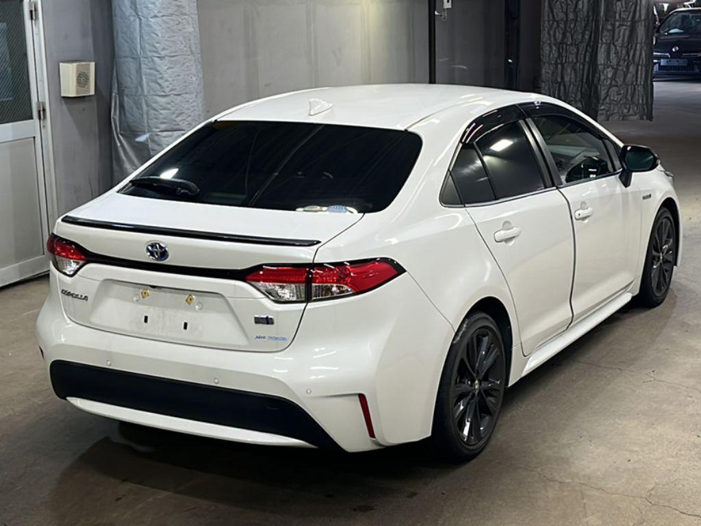 TOYOTA COROLLA WXB HYBRID 2020 MODEL PEARL COLOR