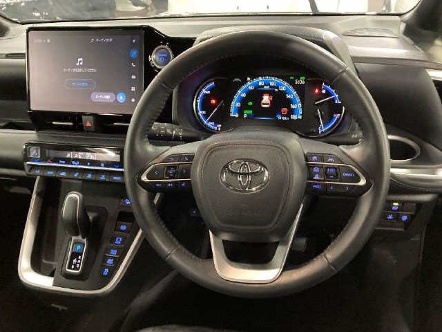 TOYOTA VOXY S-Z HYBRID 2022 MODEL BLACK COLOR
