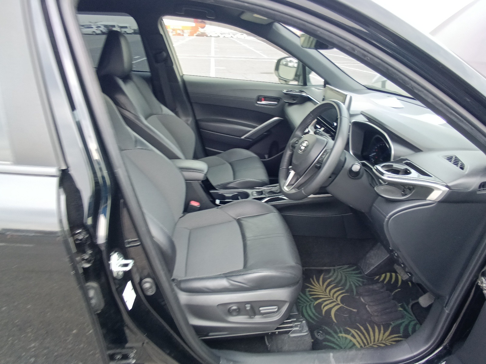 TOYOTA COROLLA CROSS Z LEATHER 2022 MODEL METALLIC BLACK COLOR