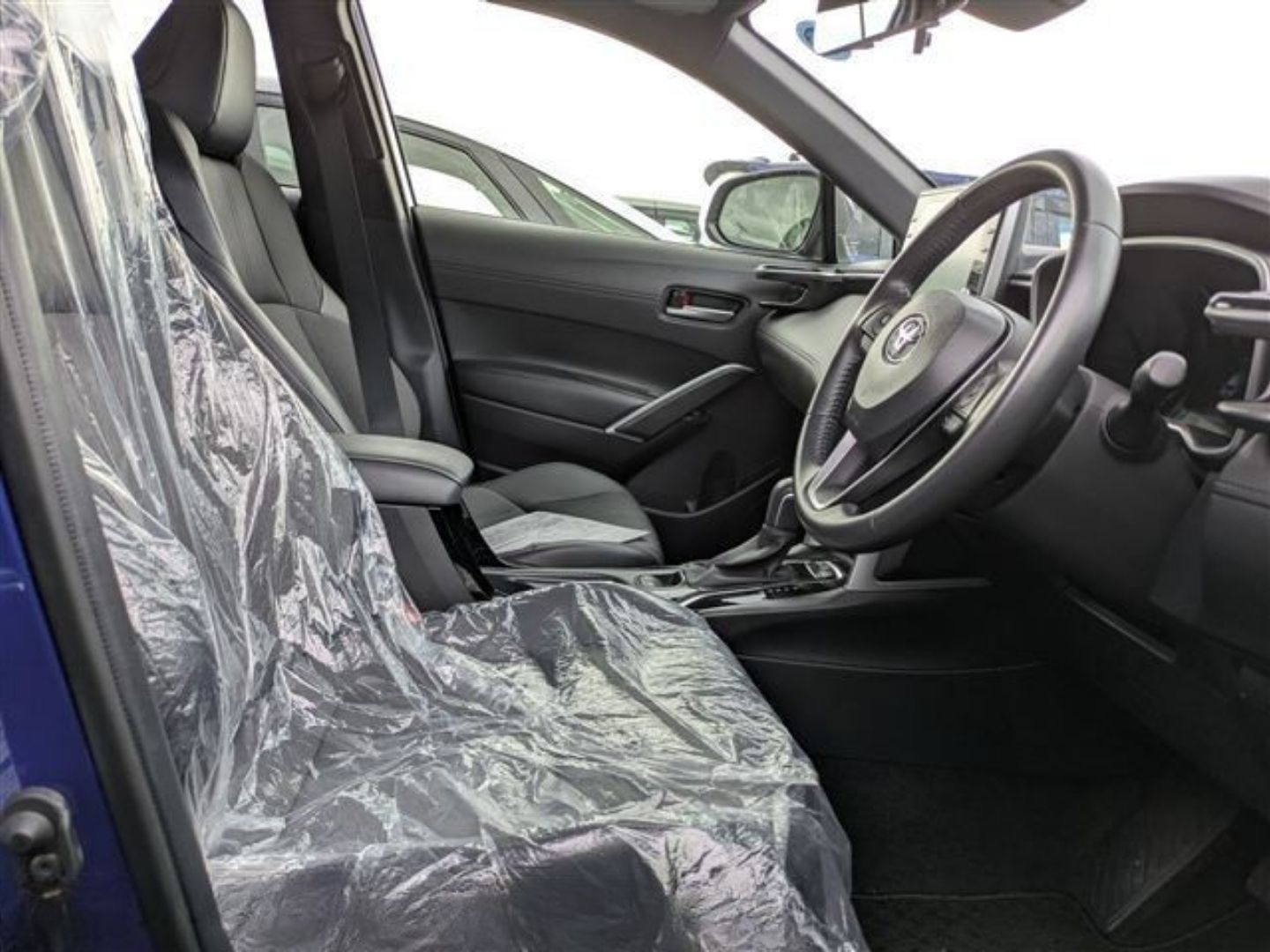 TOYOTA COROLLA CROSS Z LEATHER 2022 MODEL METALLIC BLUE COLOR