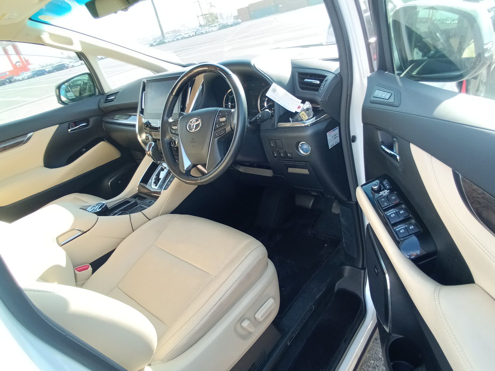 TOYOTA ALPHARD EXCUTIVE LOUNCH 2020 MODEL PEARL COLOR