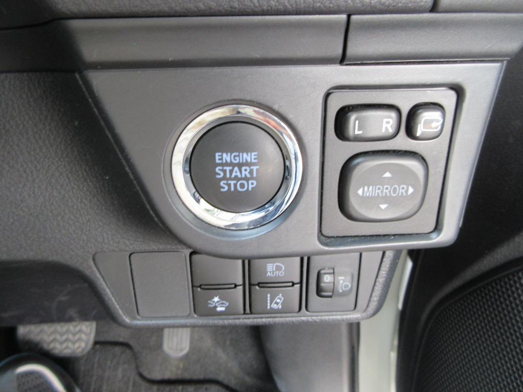 TOYOTA FIELDER EX 2020 MODEL WHITE COLOR