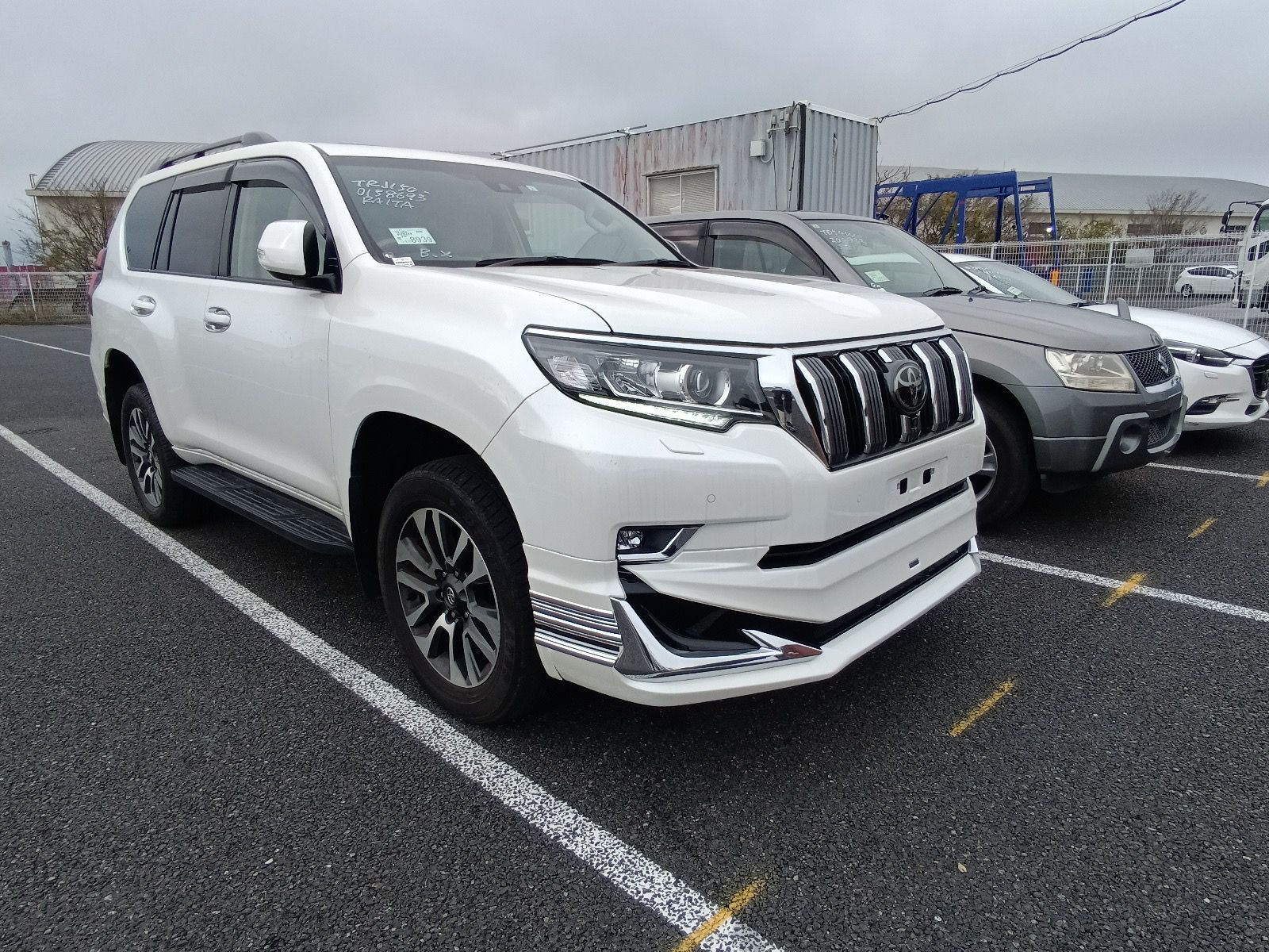 TOYOTA LAND CRUISER PRADO TX-L 2022 MODEL PEARL COLOR