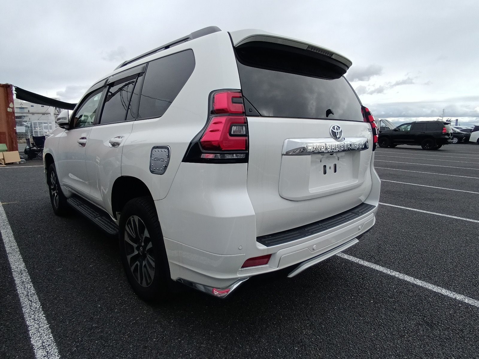 TOYOTA LAND CRUISER PRADO TX-L 2022 MODEL PEARL COLOR