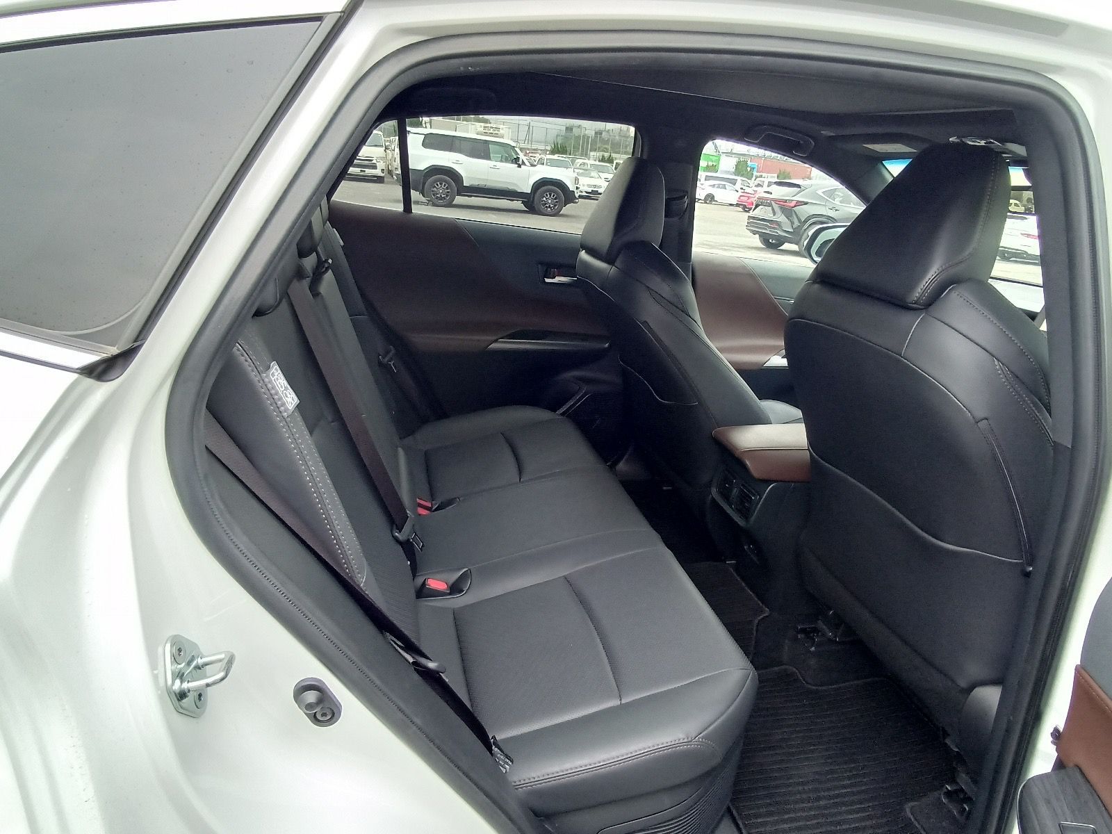 TOYOTA HARRIER HYBRID Z LEATHER 2023 MODEL PEARL COLOR