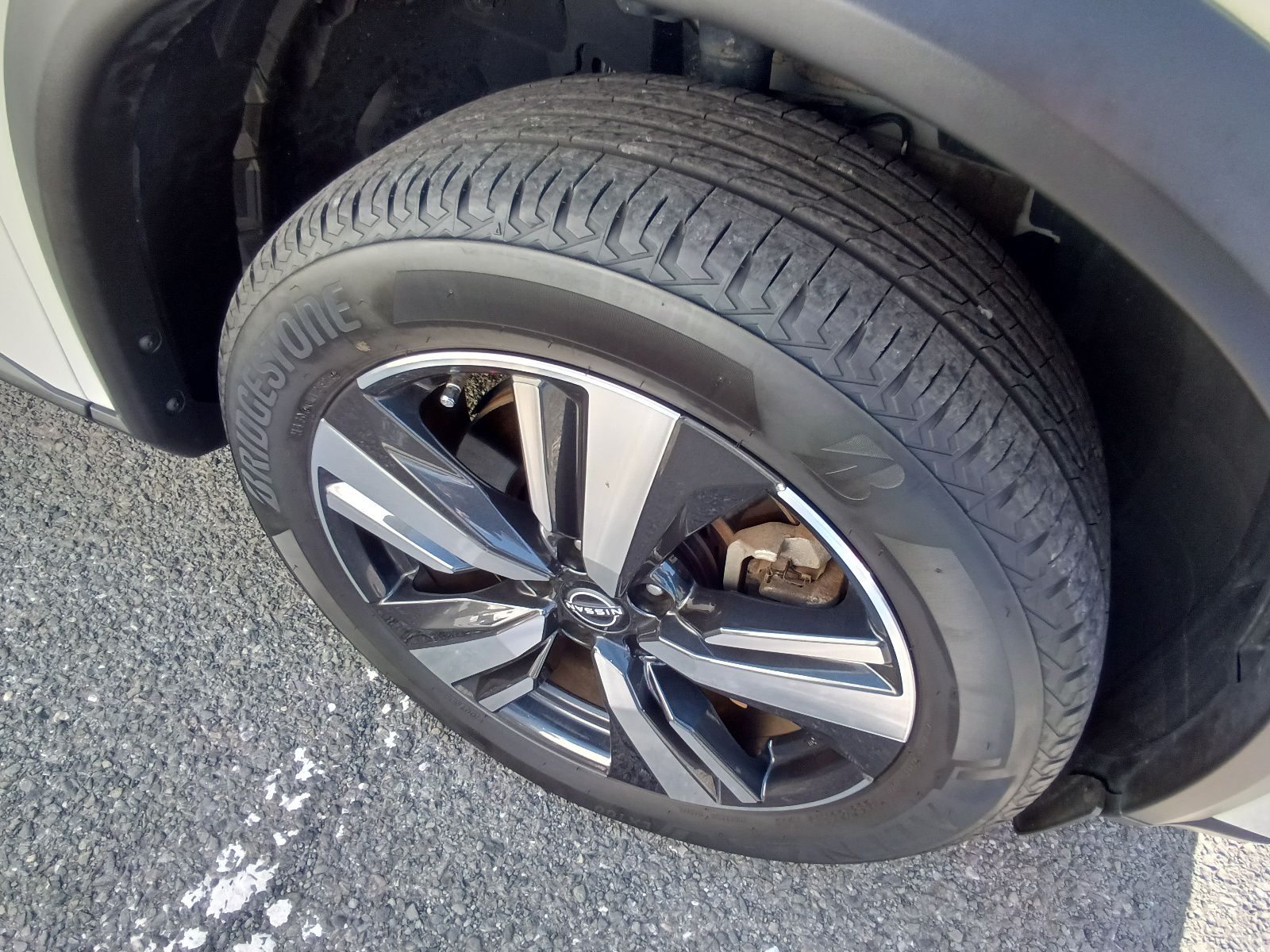 NISSAN X-TRAIL GE-4ORCE 2022 MODEL PEARL COLOR