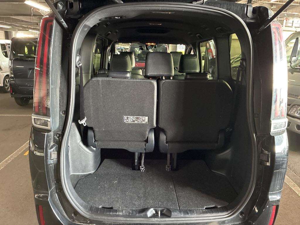 TOYOTA ESQUIRE GI HYBRID 2021 MODEL BLACK COLOR