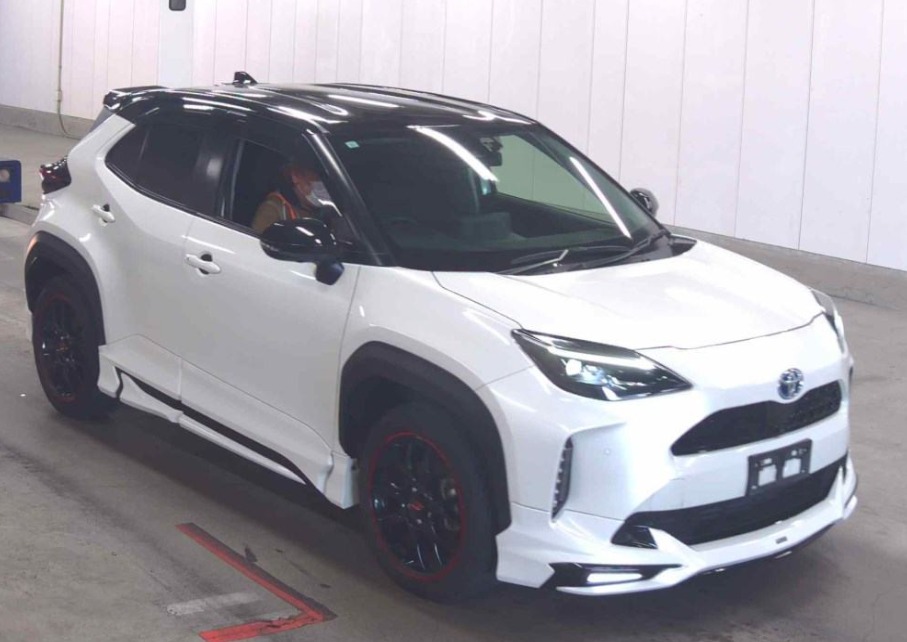 TOYOTA YARIS CROSS Z LEATHER 2021 MODEL PEARL DUAL TONE COLOR