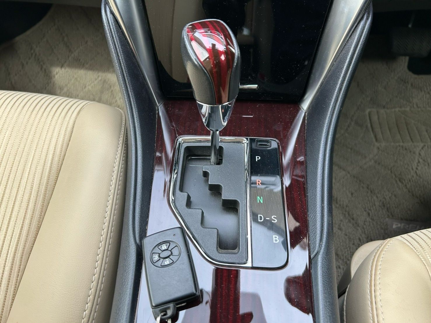TOYOTA PREMIO F EX 2020 MODEL WINE COLOR
