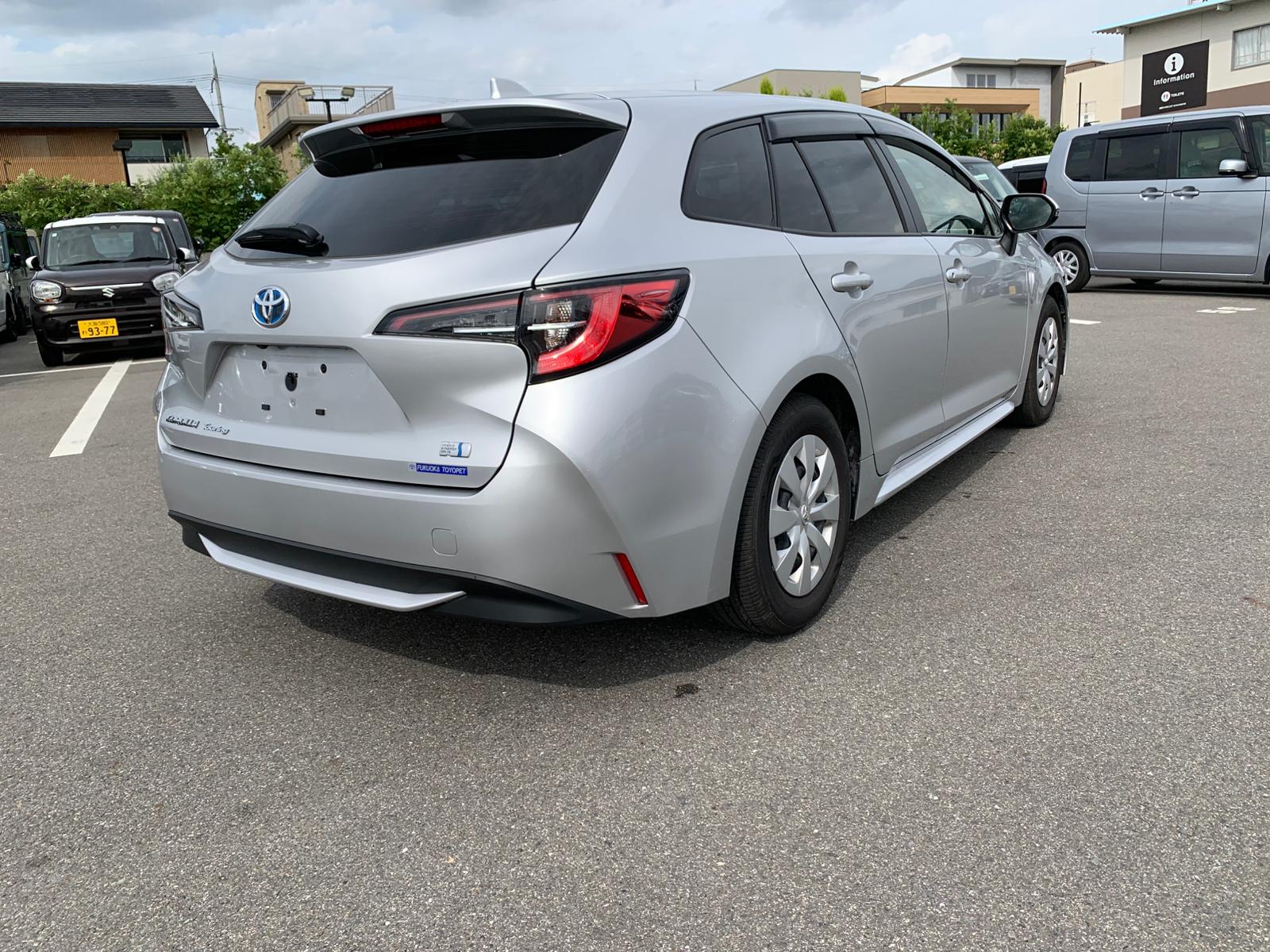 TOYOTA COROLLA TOURING G-X 2021 MODEL SILVER COLOR