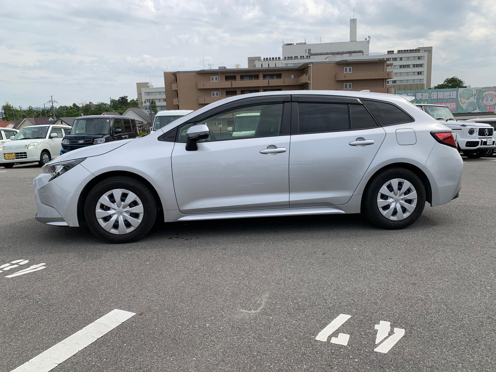 TOYOTA COROLLA TOURING G-X 2021 MODEL SILVER COLOR