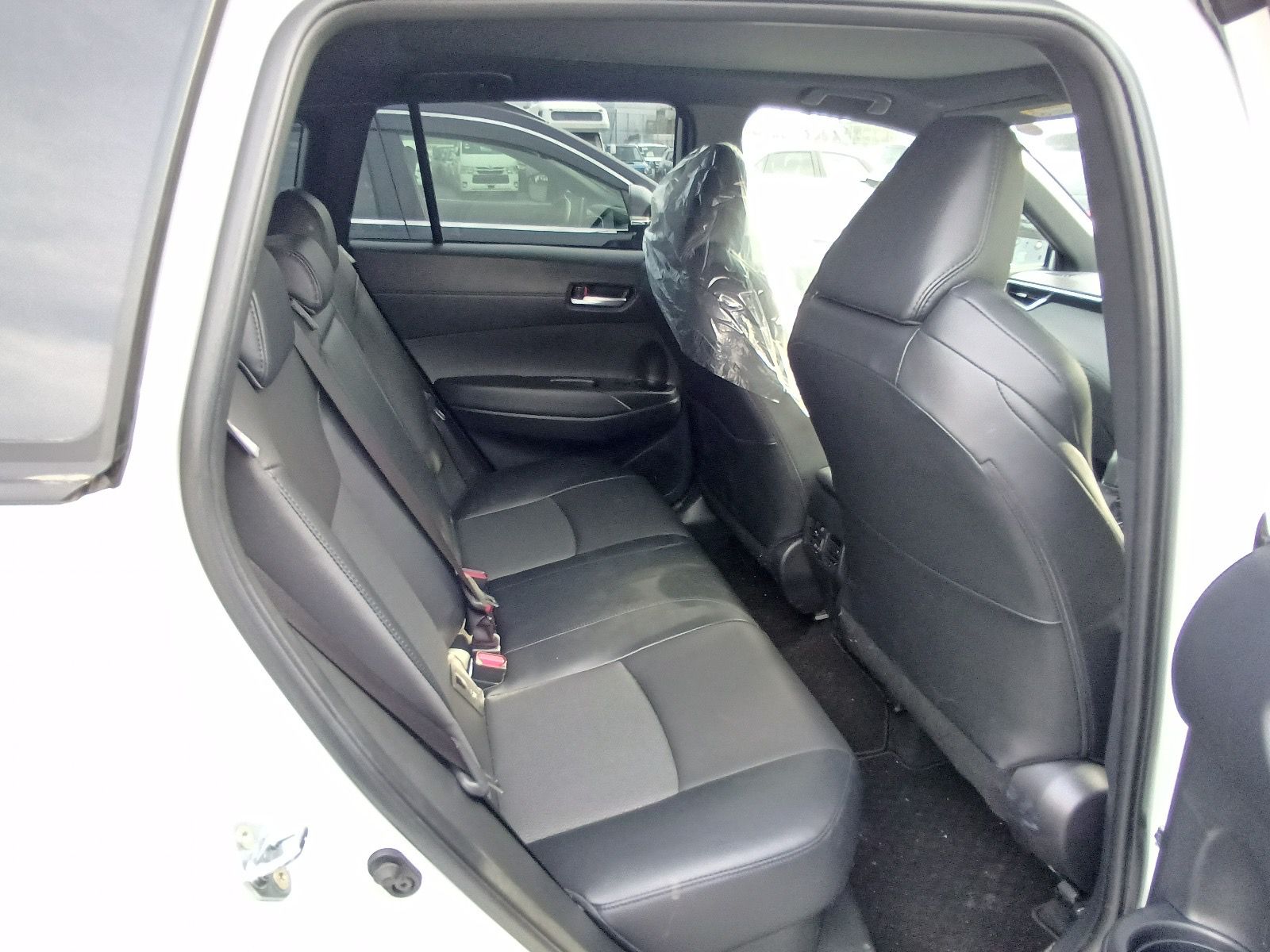 TOYOTA COROLLA CROSS Z 2024 MODEL PEARL COLOR