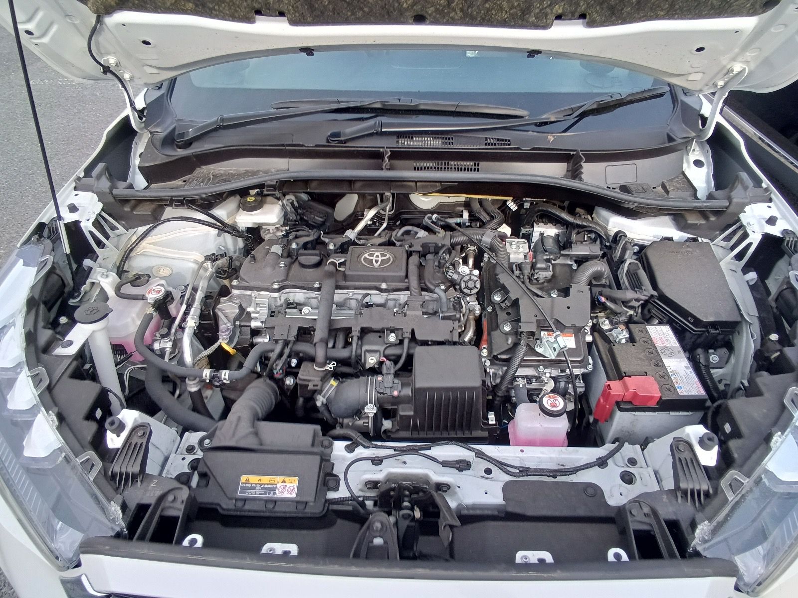 TOYOTA COROLLA CROSS Z 2024 MODEL PEARL COLOR
