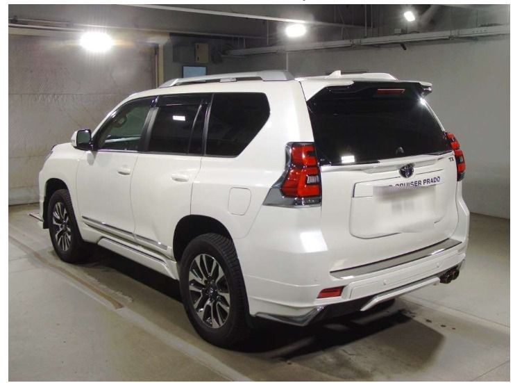 TOYOTA LAND CRUISER PRADO TX-L 2022 MODEL PEARL COLOR