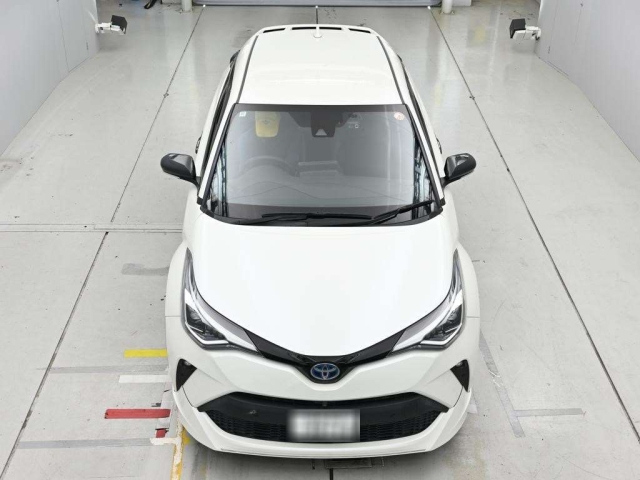 TOYOTA C-HR 2021 MODEL WHITE COLOR