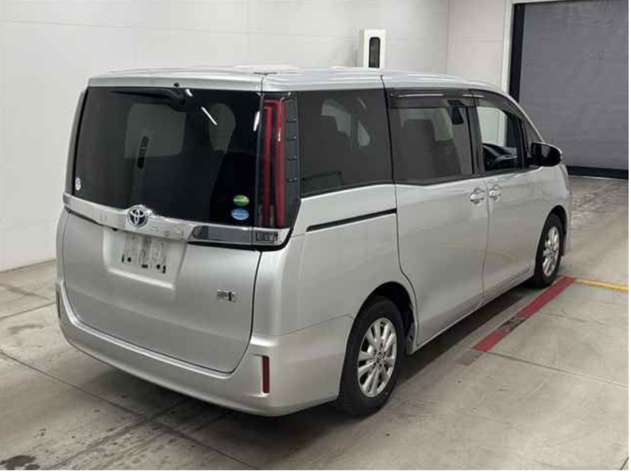 TOYOTA NOAH HYBRID X 2021 MODEL SILVER COLOR