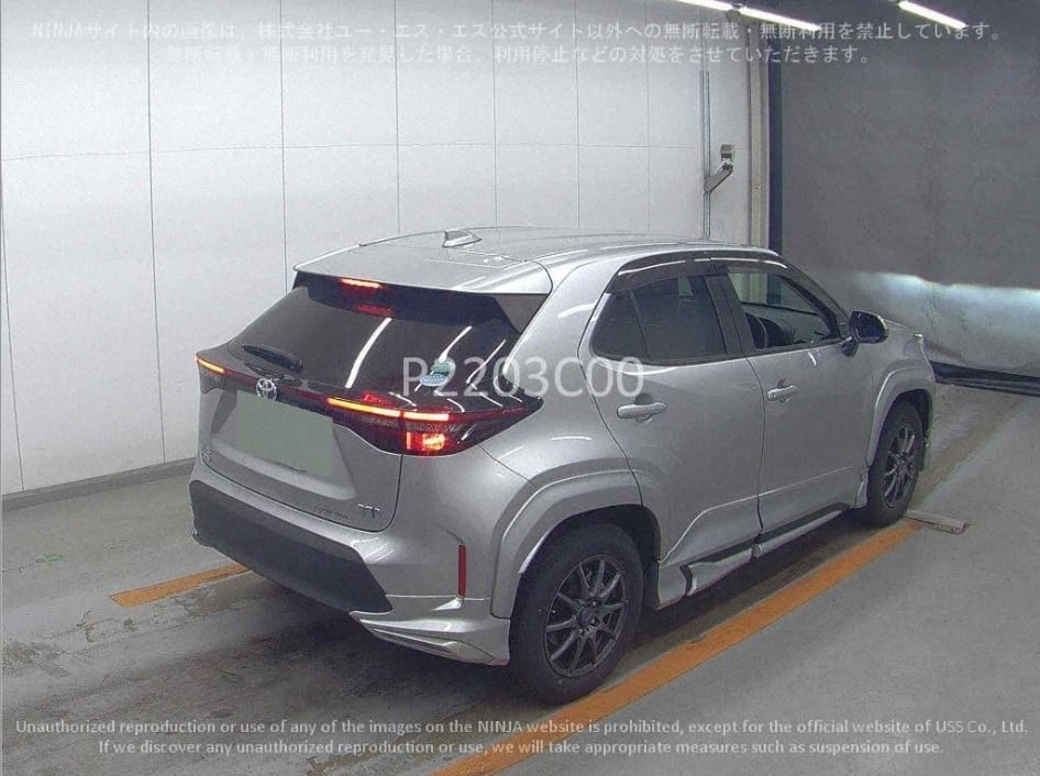 TOYOTA YARIS CROSS Z LEATHER 2021 MODEL SILVER