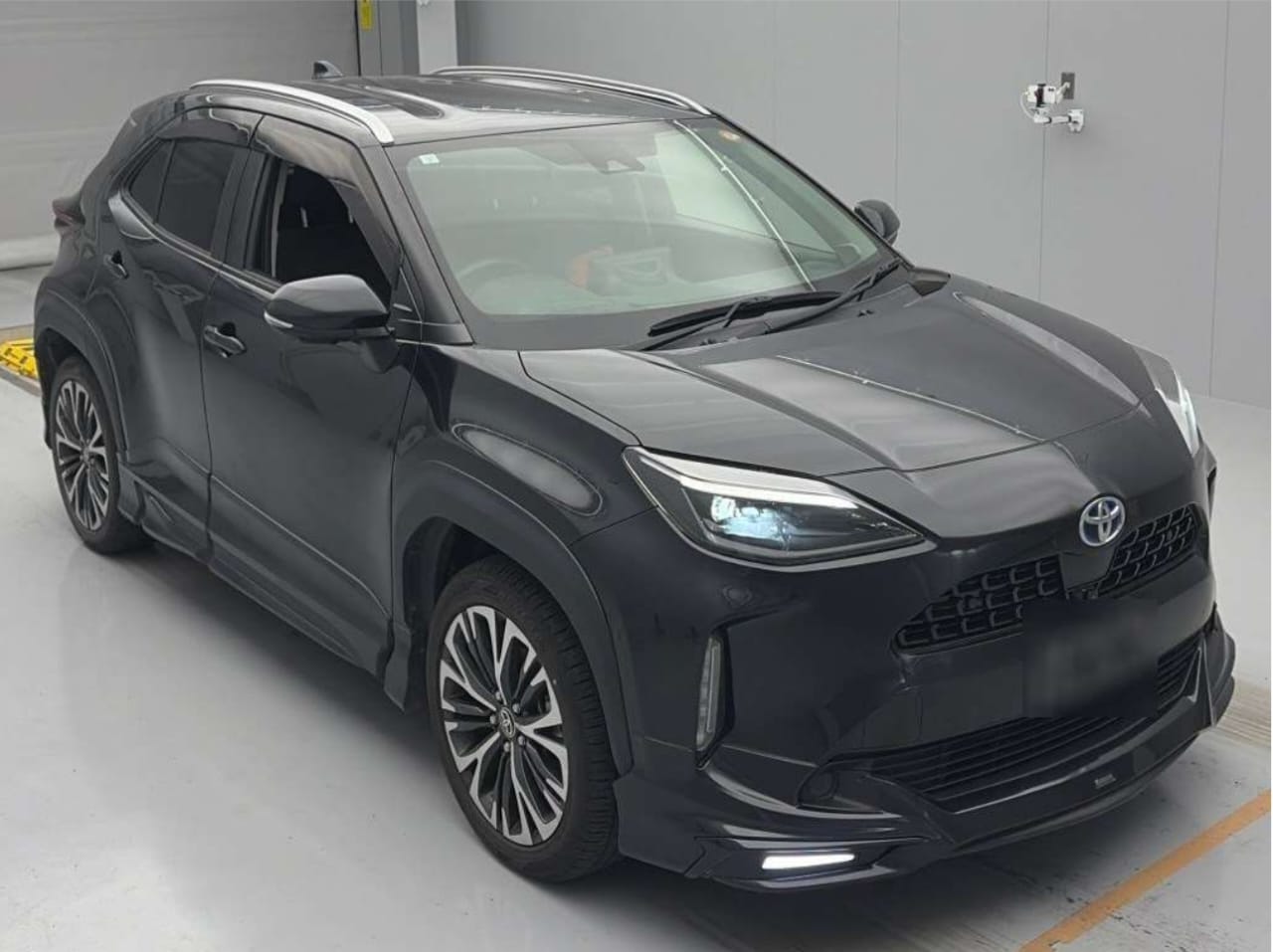 TOYOTA YARIS CROSS Z LEATHER 2021 MODEL BLACK COLOR