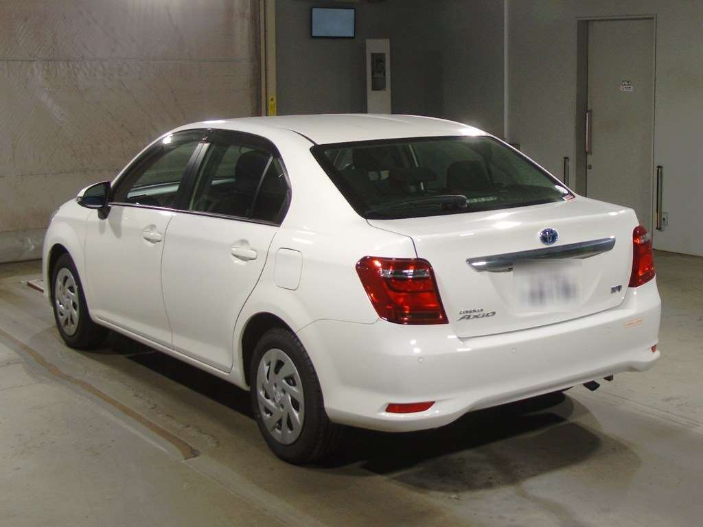 TOYOTA AXIO HYBRID EX 2022 MODEL WHITE COLOR