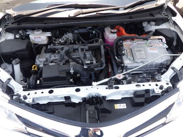 TOYOTA AXIO HYBRID EX 2022 MODEL WHITE COLOR